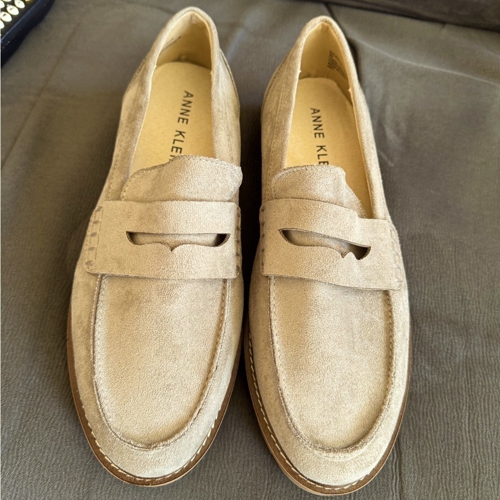 Anne Klein loafer 9.5W